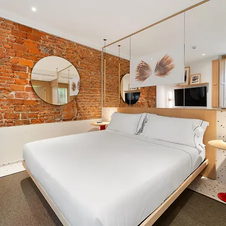 Milu Hotel 4*