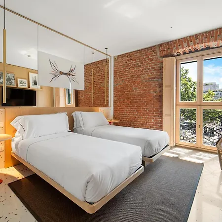 Milu Hotel 4*